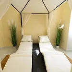 Hotel Zamek D'este 4*