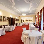 Zamek D'este Hotel 4*