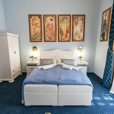 Hotel Zamek D'este 4*