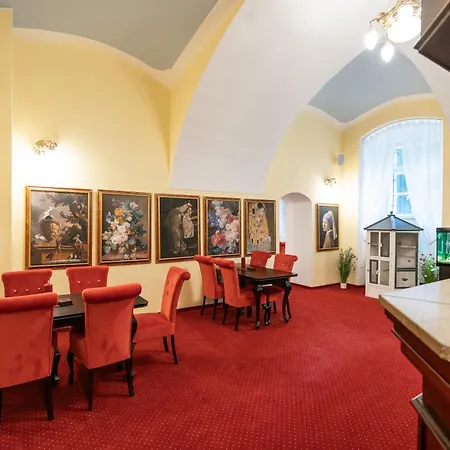 Hotel Zamek D'este 4*