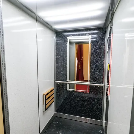 Hotel Zamek D'este 4*