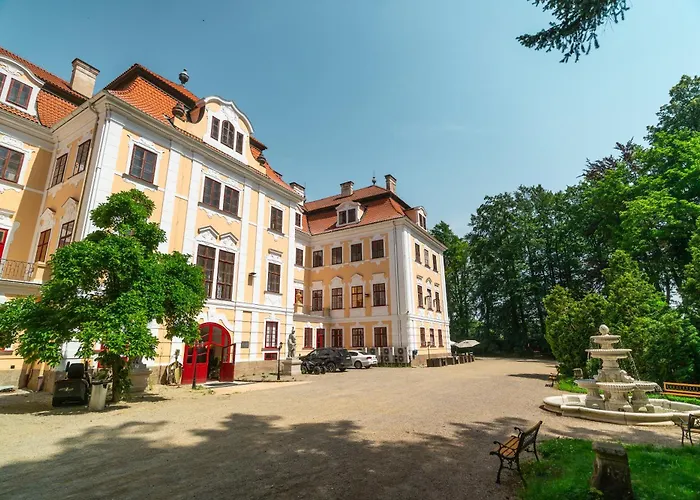 Ξενοδοχείο Zamek D'este 4*